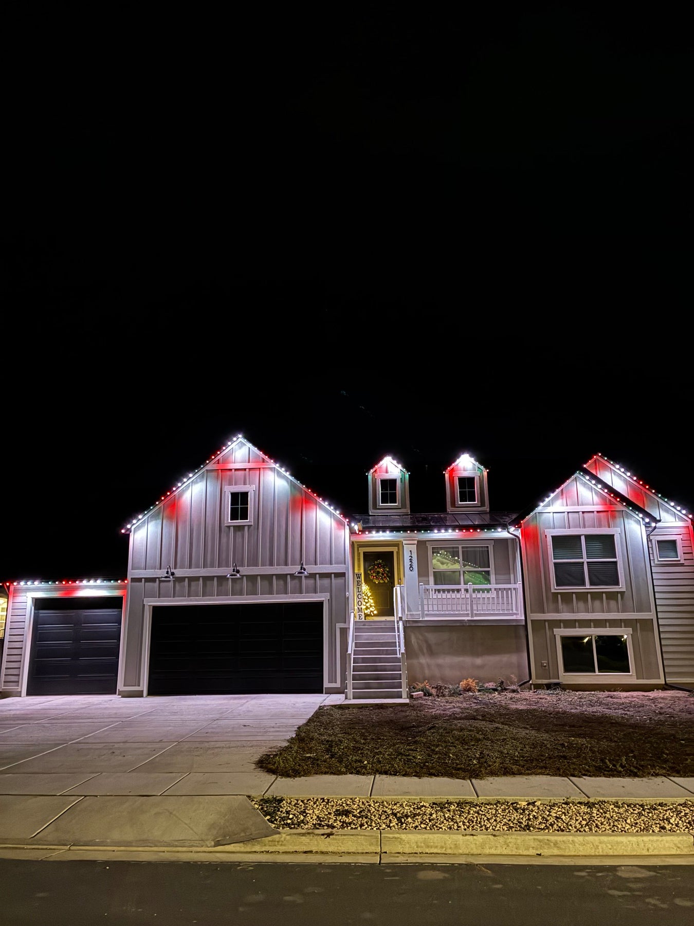 Holiday red & white