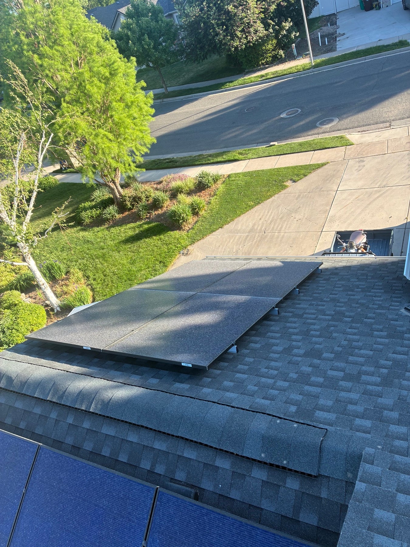 Low-profile commercial array